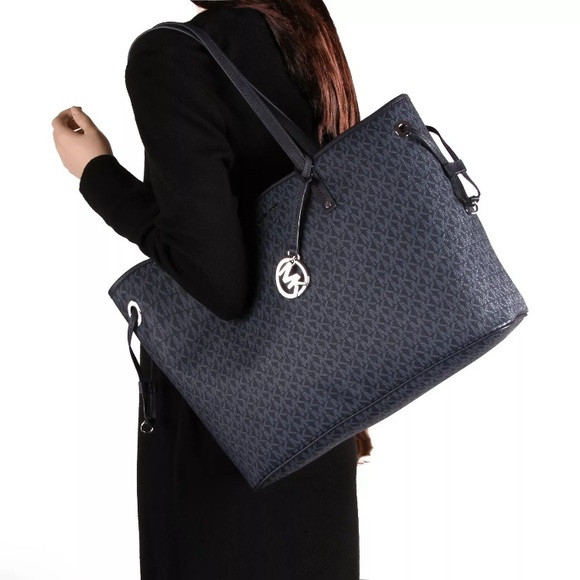 New Michael Kors Large Tote Bag &Matching Wristlet - Picture 7 of 7